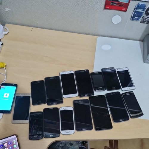 Lot smartphone samsung etc - s4,